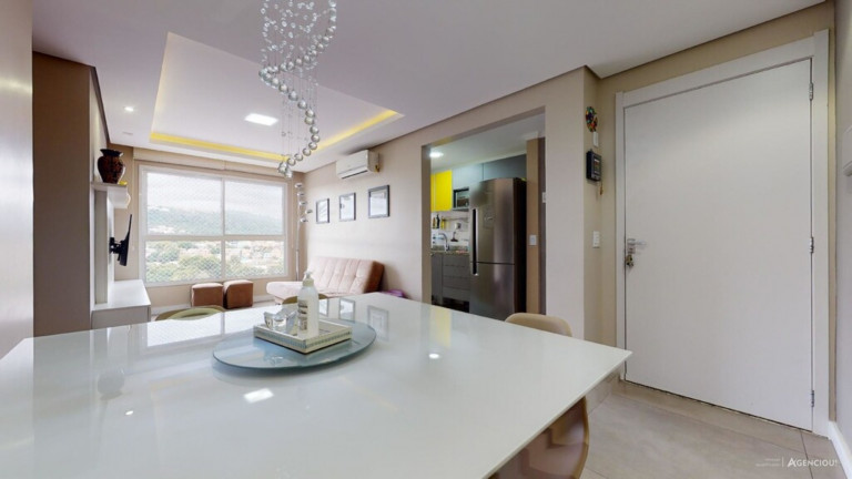Imóvel com 3 Quartos à Venda, 71 m² em Cavalhada - Porto Alegre