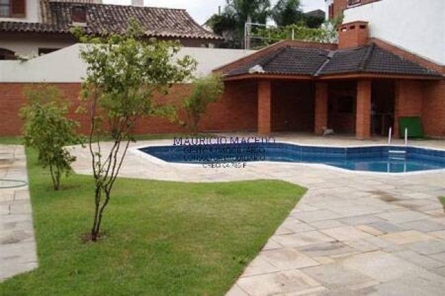 Casa com 4 Quartos para Alugar, 1.300 m² em Alphaville 2 - Barueri