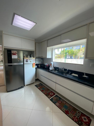 Imagem Casa de Condomínio com 3 Quartos à Venda, 390 m² em Portão - Lauro De Freitas Imagem Casa de Condomínio com 3 Quartos à Venda, 390 m² em Portão - Lauro De Freitas
