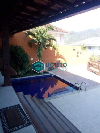 Imagem Casa com 3 Quartos à Venda, 360 m² em São Francisco - Niterói