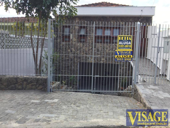 Casa com 3 Quartos à Venda, 235 m² em Centro - Jacareí