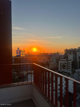 Imagem Apartamento com 2 Quartos à Venda, 91 m² em Menino Deus - Porto Alegre
