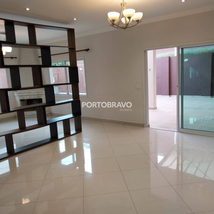 Imagem Casa à Venda, em Jardim Do Golf I - Jandira Imagem Casa à Venda, em Jardim Do Golf I - Jandira