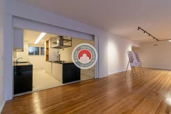 Imagem Apartamento com 4 Quartos à Venda, 330 m² em Copacabana - Rio De Janeiro Imagem Apartamento com 4 Quartos à Venda, 330 m² em Copacabana - Rio De Janeiro