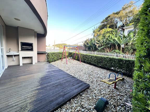 Imagem Imóvel com 3 Quartos à Venda, 95 m² em Saguaçu - Joinville
