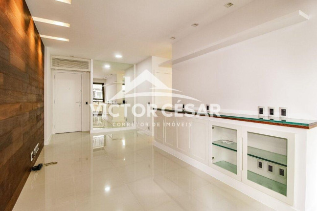 Imagem Apartamento com 1 Quarto à Venda, 36 m² em Leblon - Rio De Janeiro Imagem Apartamento com 1 Quarto à Venda, 36 m² em Leblon - Rio De Janeiro