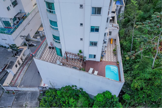 Imagem Imóvel com 3 Quartos à Venda, 178 m² em Pioneiros - Balneário Camboriú