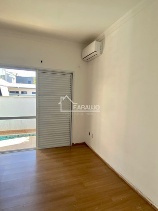 Imagem Imóvel com 3 Quartos à Venda, 187 m² em Chácaras Reunidas São Jorge - Sorocaba