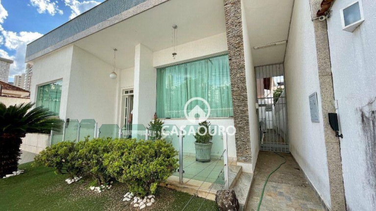 Imagem Casa com 7 Quartos à Venda, 400 m² em São Lucas - Belo Horizonte Imagem Casa com 7 Quartos à Venda, 400 m² em São Lucas - Belo Horizonte