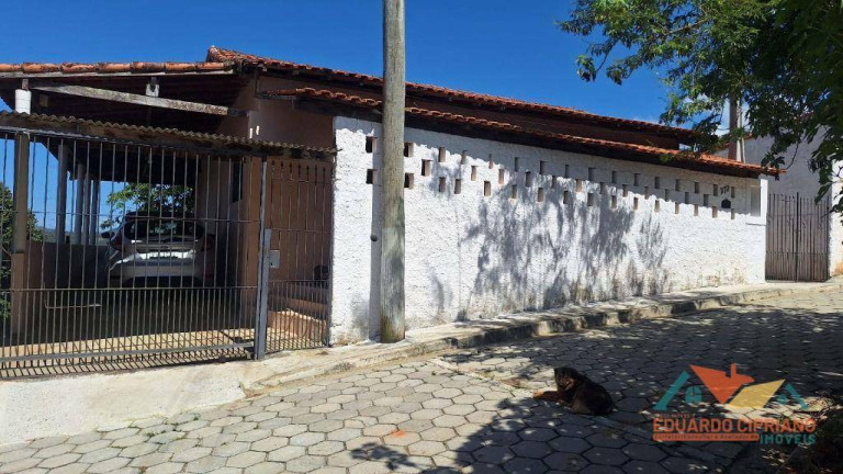Casa com 3 Quartos à Venda, 250 m² em Santa Edwiges - Paraibuna