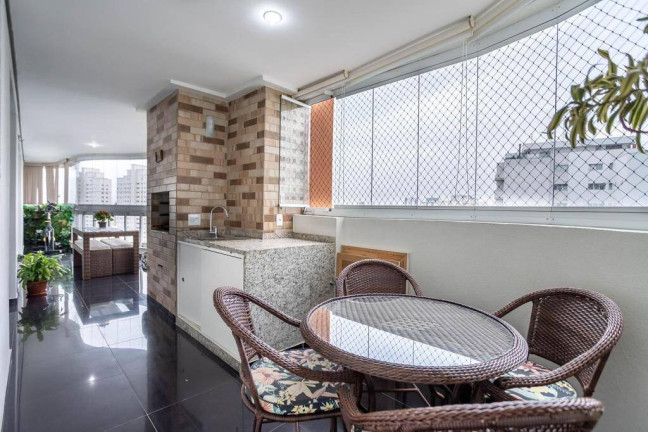 Imagem Apartamento com 3 Quartos à Venda, 185 m² em Vila Sofia - São Paulo