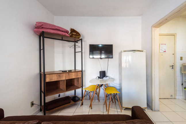 Imagem Kitnet com 1 Quarto para Alugar, 31 m² em Embaré - Santos Imagem Kitnet com 1 Quarto para Alugar, 31 m² em Embaré - Santos