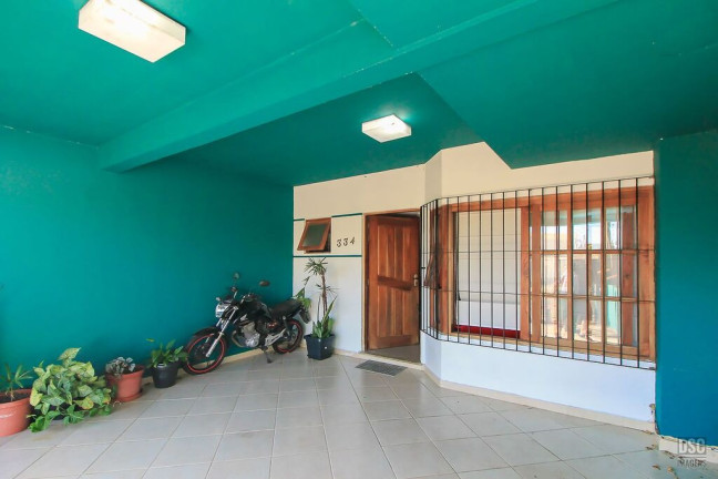 Imagem Casa com 3 Quartos à Venda, 136 m² em Espírito Santo - Porto Alegre