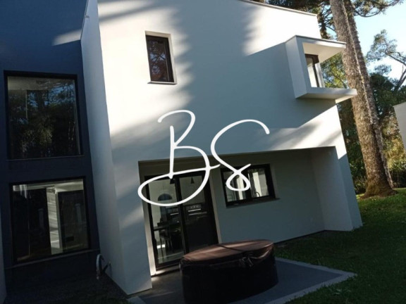 Imagem Casa com 2 Quartos à Venda, 780 m² em Parque Das Horensias - Canela