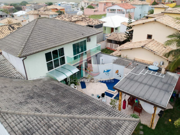 Imagem Casa de Condomínio com 4 Quartos à Venda, 160 m² em Cabo Frio