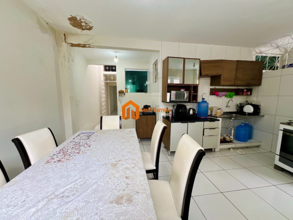 Imagem Casa com 3 Quartos à Venda, 198 m² em Cidade Dos Funcionários - Fortaleza Imagem Casa com 3 Quartos à Venda, 198 m² em Cidade Dos Funcionários - Fortaleza