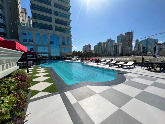 Imagem Apartamento com 4 Quartos à Venda, 180 m² em Meia Praia - Itapema