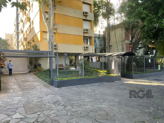 Imagem Apartamento com 3 Quartos à Venda, 120 m² em Petrópolis - Porto Alegre Imagem Apartamento com 3 Quartos à Venda, 120 m² em Petrópolis - Porto Alegre