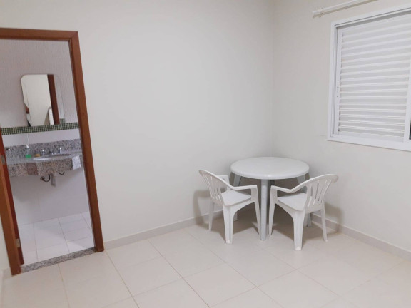 Imagem Casa com 4 Quartos à Venda, 246 m² em Jardim Inconfidência - Uberlândia Imagem Casa com 4 Quartos à Venda, 246 m² em Jardim Inconfidência - Uberlândia
