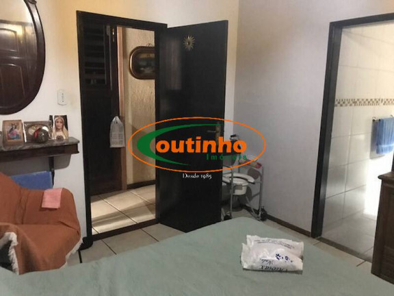 Imagem Casa com 4 Quartos à Venda, 201 m² em Tijuca - Rio De Janeiro Imagem Casa com 4 Quartos à Venda, 201 m² em Tijuca - Rio De Janeiro
