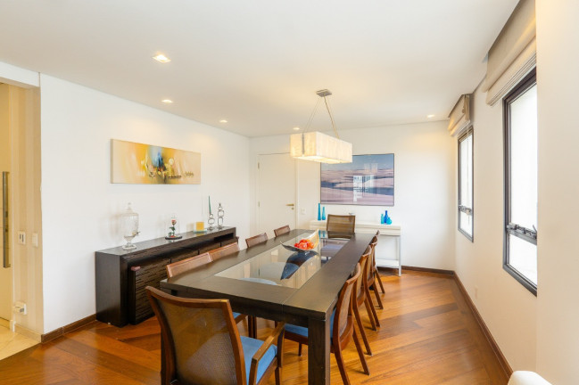 Imagem Apartamento com 3 Quartos à Venda, 201 m² em Moema - São Paulo Imagem Apartamento com 3 Quartos à Venda, 201 m² em Moema - São Paulo