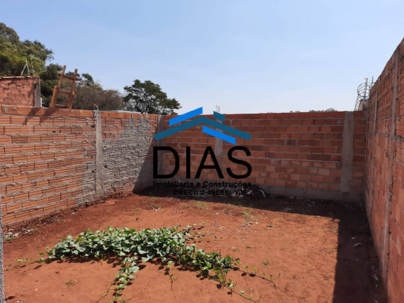 Imagem Casa com 2 Quartos à Venda, 69 m² em Jardim Morumbi - Araraquara Imagem Casa com 2 Quartos à Venda, 69 m² em Jardim Morumbi - Araraquara
