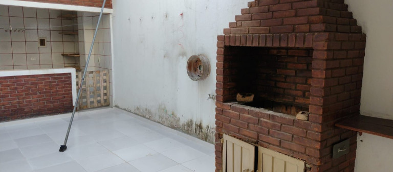 Imagem Imóvel com 3 Quartos à Venda, 304 m² em Vila Dos Comerciários - Franco Da Rocha Imagem Imóvel com 3 Quartos à Venda, 304 m² em Vila Dos Comerciários - Franco Da Rocha