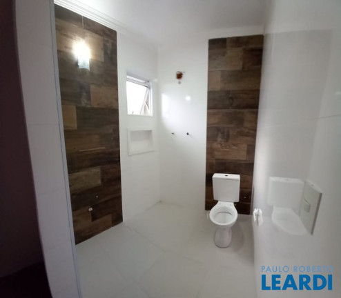 Imagem Sobrado com 2 Quartos à Venda, 105 m² em Vila Sacadura Cabral - Santo André