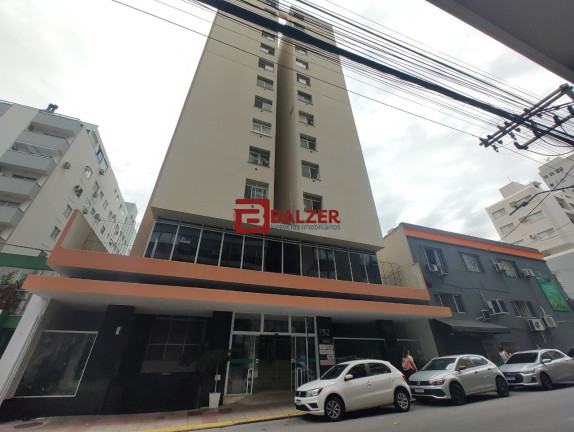 Imagem Apartamento com 2 Quartos à Venda, 72 m² em Centro - Florianópolis Imagem Apartamento com 2 Quartos à Venda, 72 m² em Centro - Florianópolis