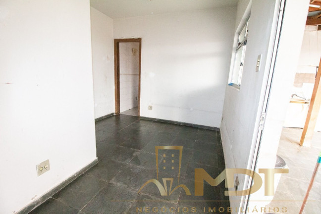 Imagem Casa com 4 Quartos à Venda, 250 m² em Planalto - Belo Horizonte Imagem Casa com 4 Quartos à Venda, 250 m² em Planalto - Belo Horizonte