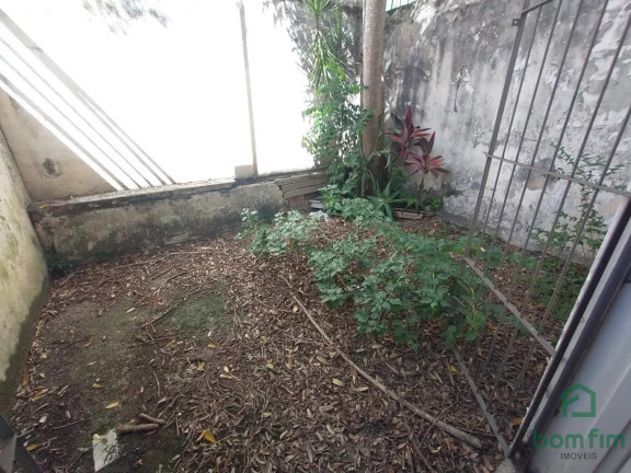 Imagem Apartamento com 1 Quarto para Alugar, 27 m² em Petrópolis - Porto Alegre