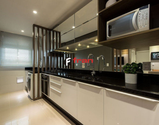 Apartamento com 2 Quartos à Venda, 77 m² em Itacorubi - Florianópolis