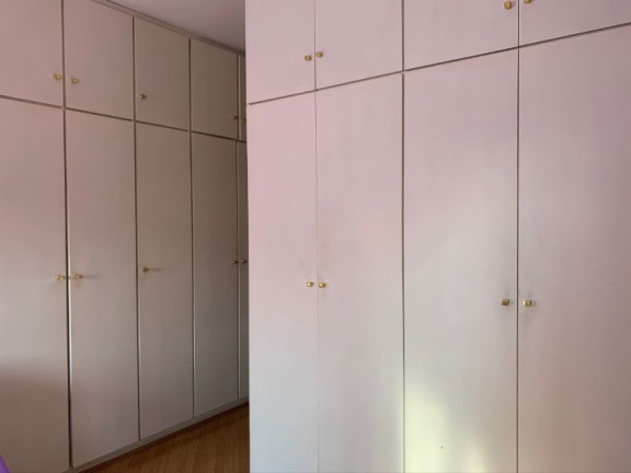 Imagem Imóvel com 3 Quartos à Venda, 220 m² em Vila Suzana - São Paulo Imagem Imóvel com 3 Quartos à Venda, 220 m² em Vila Suzana - São Paulo
