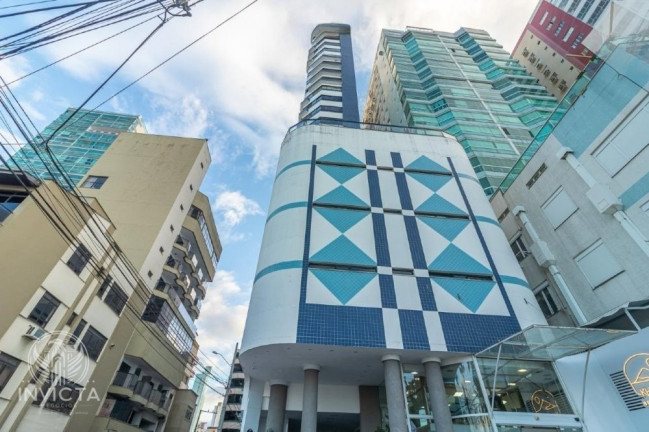 Imagem Apartamento com 3 Quartos à Venda, 141 m² em Centro - Balneário Camboriú Imagem Apartamento com 3 Quartos à Venda, 141 m² em Centro - Balneário Camboriú