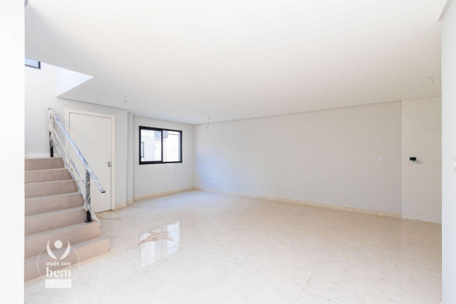 Imagem Sobrado com 3 Quartos à Venda, 105 m² em Uberaba - Curitiba