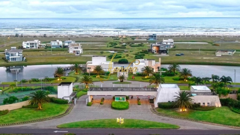 Imagem Terreno à Venda, 464 m² em Capao Novo Posto 9 Village - Capão Da Canoa