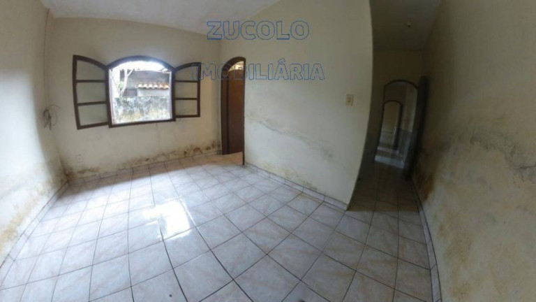 Imagem Casa com 1 Quarto à Venda, 800 m² Imagem Casa com 1 Quarto à Venda, 800 m²