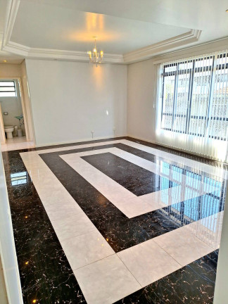 Apartamento com 3 Quartos à Venda, 145 m² em Mercês - Curitiba