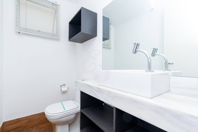 Imagem Casa de Condomínio com 3 Quartos à Venda, 245 m² em Alphaville - Santana De Parnaíba Imagem Casa de Condomínio com 3 Quartos à Venda, 245 m² em Alphaville - Santana De Parnaíba