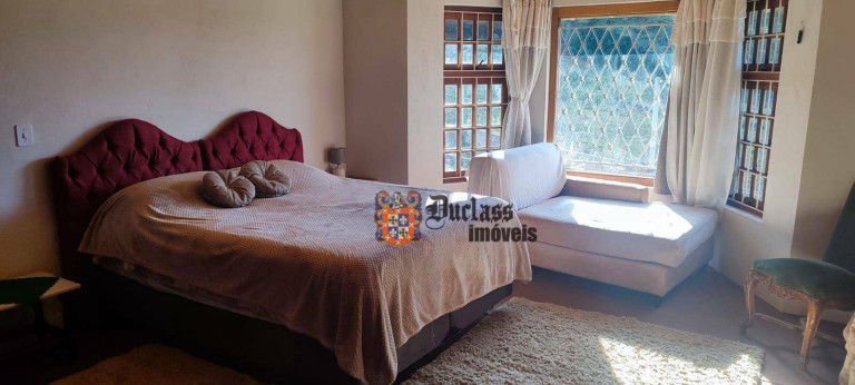 Imagem Chácara com 3 Quartos à Venda, 320 m² em Parque Da Ferradura - Campos Do Jordão Imagem Chácara com 3 Quartos à Venda, 320 m² em Parque Da Ferradura - Campos Do Jordão