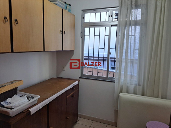Imagem Casa com 8 Quartos à Venda, 410 m² em Agronômica - Florianópolis
