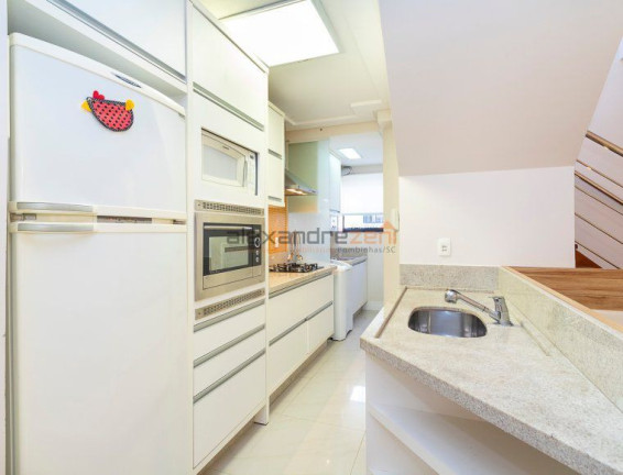 Imagem Cobertura com 3 Quartos à Venda, 125 m² em Bombas - Bombinhas