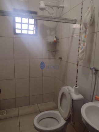 Imagem Casa com 2 Quartos à Venda, 372 m² em Calixtolândia - Anápolis