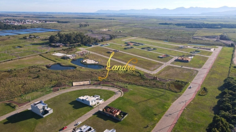 Imagem Terreno à Venda, 240 m² em Centro - Xangri-la Imagem Terreno à Venda, 240 m² em Centro - Xangri-la
