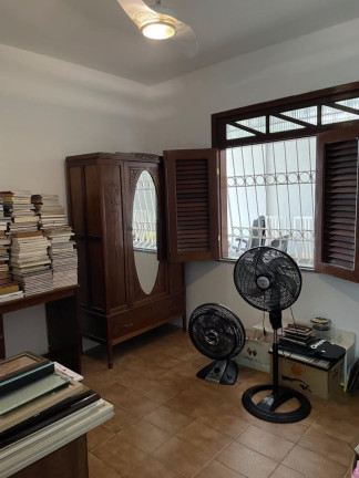 Imagem Sobrado com 4 Quartos para Alugar,  em Jardim Renascença - São Luís