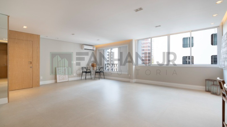 Imagem Imóvel com 2 Quartos à Venda, 130 m² em Vila Nova Conceição - São Paulo Imagem Imóvel com 2 Quartos à Venda, 130 m² em Vila Nova Conceição - São Paulo