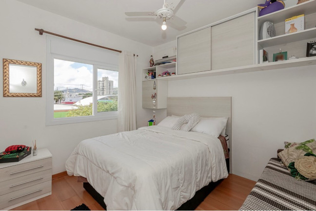 Imagem Cobertura com 2 Quartos à Venda, 131 m² em Jardim Botânico - Porto Alegre