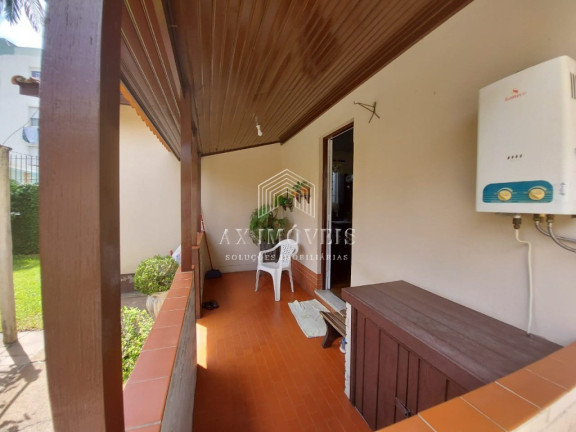 Imagem Casa com 3 Quartos à Venda, 190 m² em São Sebastião - Porto Alegre
