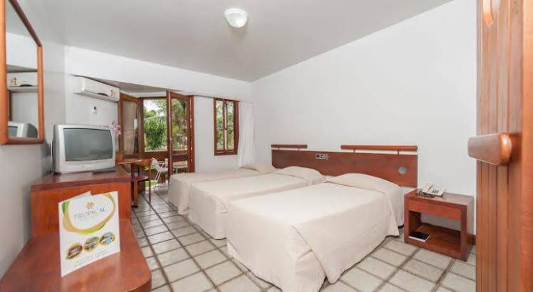 Sala Comercial à Venda, 2 m² em Centro - Porto Seguro