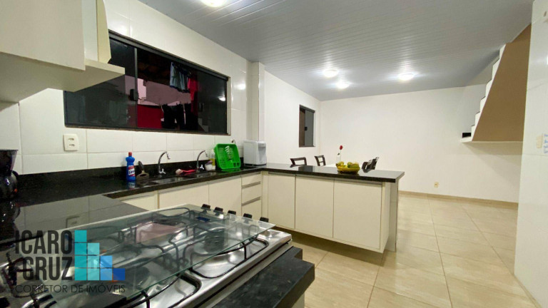 Imagem Casa de Condomínio com 5 Quartos à Venda, 309 m² em Itapuã - Salvador